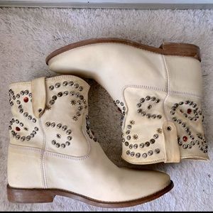 ✨Isabel Marant Crisi white boots, size 38✨